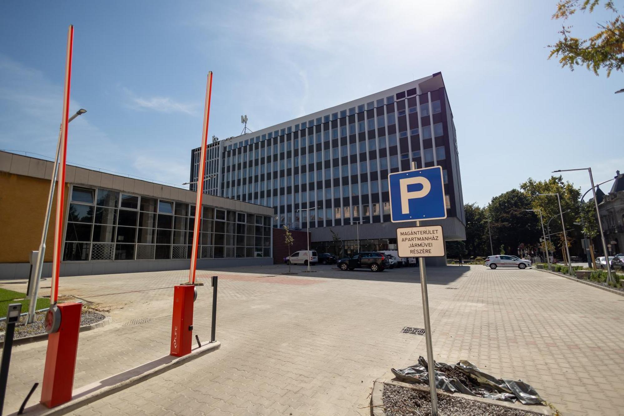 Central Residence Apartmanok Miskolc Buitenkant foto